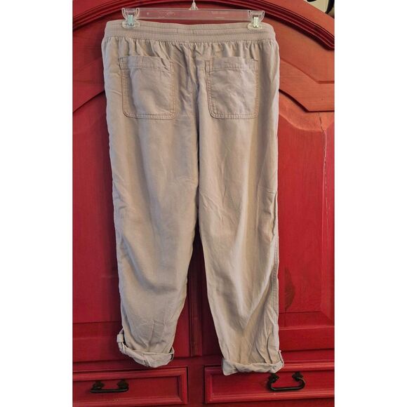 Maurices Size 16 Mauve Roll Bottom Pants Capris Pink Spring Summer Weight EUC - Picture 2 of 3